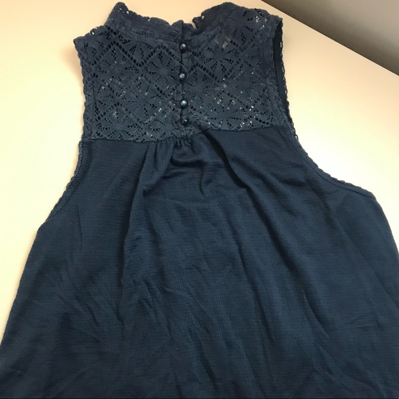 Aeropostal Lace Halter Top - Picture 4 of 6